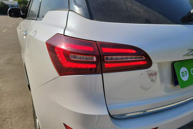 Used Zotye T600 Coupe 2017 1.5T Manual Luxury Model Left Rear Taillight