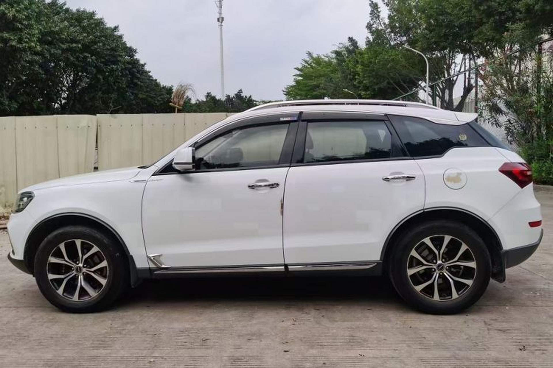 Used Zotye T600 Coupe 2017 1.5T Automatic Luxury Model Left Side