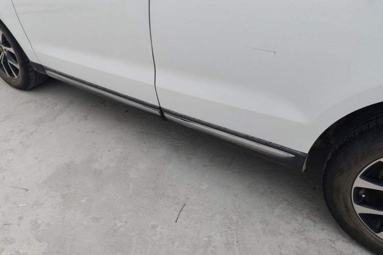 Used Zotye T600 Coupe 2017 1.5T Automatic Luxury Model Left Side Sill