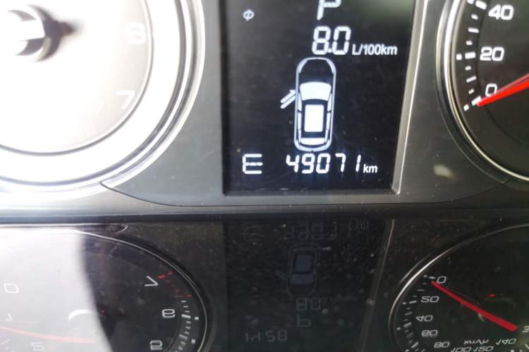Used Zotye T600 Coupe 2017 1.5T Automatic Luxury Model Odometer Close Up