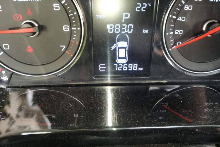 Used Zotye T600 Coupe 2017 1.5T Automatic Luxury Model Odometer Close Up