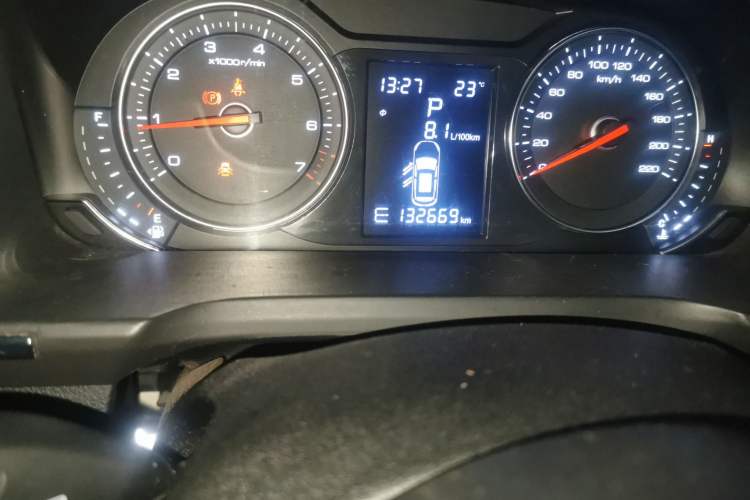 Used Zotye T600 Coupe 2017 1.5T Automatic Luxury Model Odometer Close Up