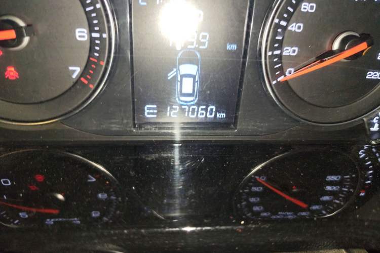 Used Zotye T600 Coupe 2017 1.5T Automatic Luxury Model Odometer Close Up