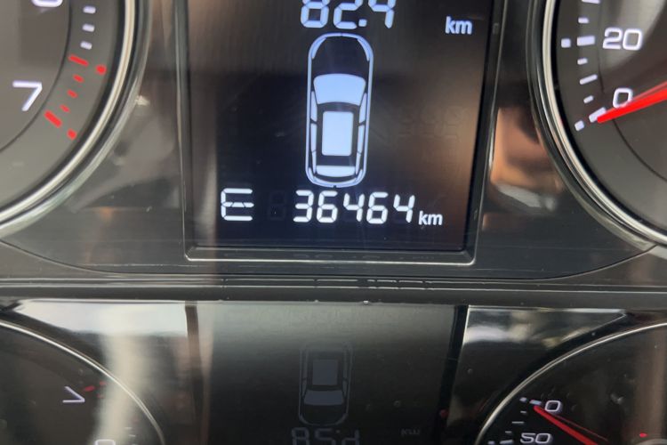Used Zotye T600 Coupe 2017 1.5T Automatic Luxury Model Odometer Close Up