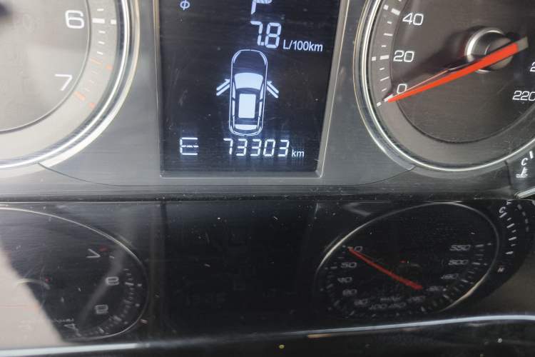 Used Zotye T600 Coupe 2017 1.5T Automatic Luxury Model Odometer Close Up
