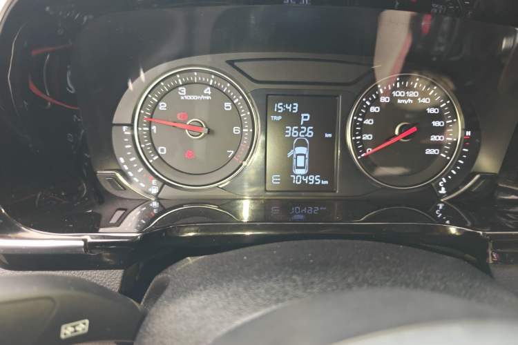 Used Zotye T600 Coupe 2017 1.5T Automatic Luxury Model Odometer Close Up