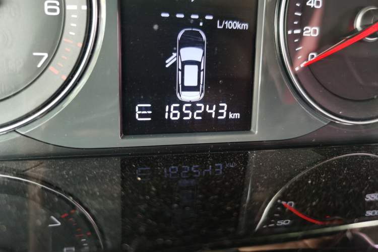 Used Zotye T600 Coupe 2017 1.5T Automatic Luxury Model Odometer Close Up