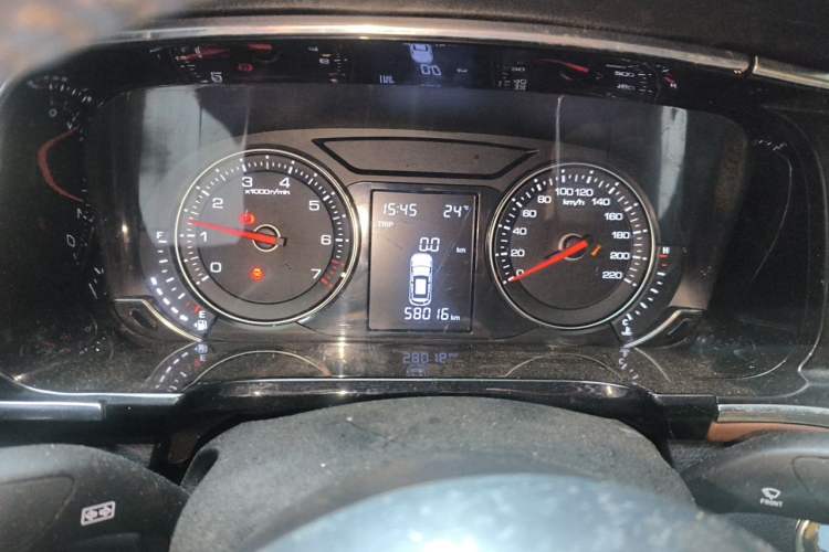 Used Zotye T600 Coupe 2017 1.5T Manual Luxury Model Odometer Close Up
