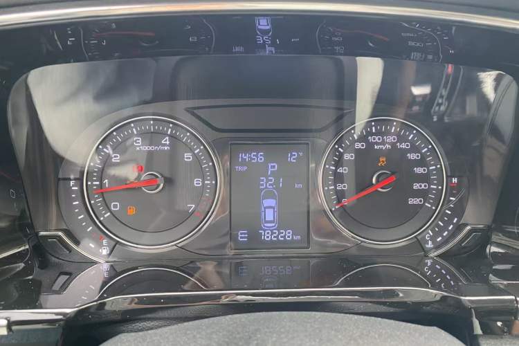 Used Zotye T600 Coupe 2017 1.5T Automatic Luxury Model Odometer Close Up