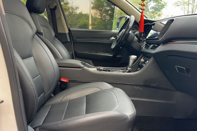 Used Zotye T600 Coupe 2017 1.5T Automatic Luxury Model Right Front Seat