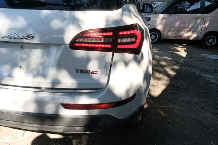 Used Zotye T600 Coupe 2017 1.5T Automatic Luxury Model Right Rear Taillight