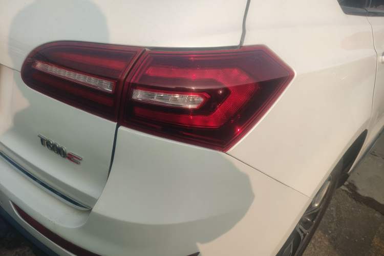 Used Zotye T600 Coupe 2017 1.5T Automatic Luxury Model Right Rear Taillight