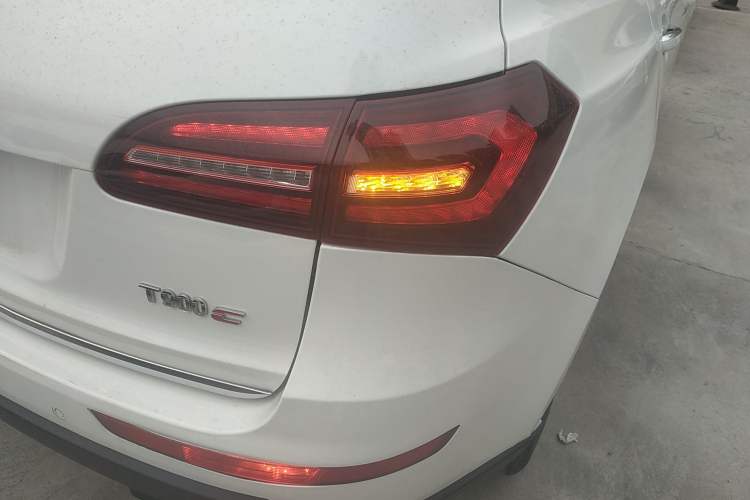 Used Zotye T600 Coupe 2017 1.5T Automatic Luxury Model Right Rear Taillight