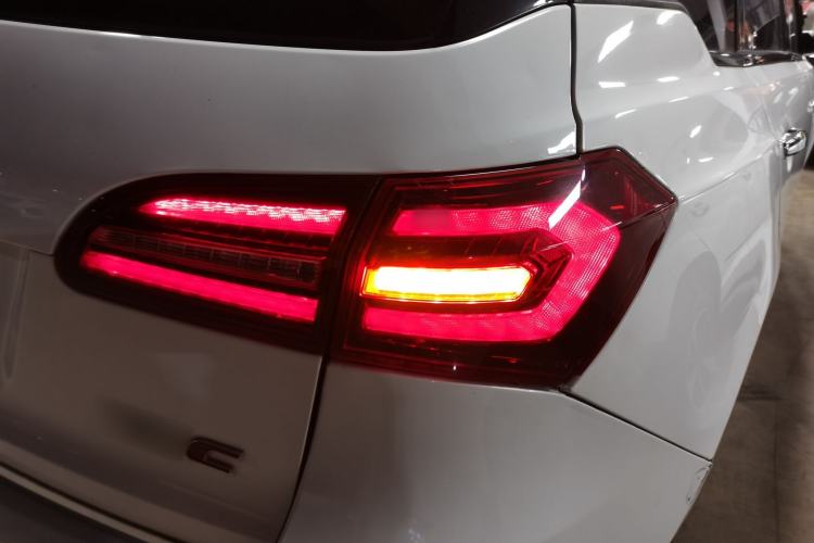 Used Zotye T600 Coupe 2017 1.5T Manual Luxury Model Right Rear Taillight