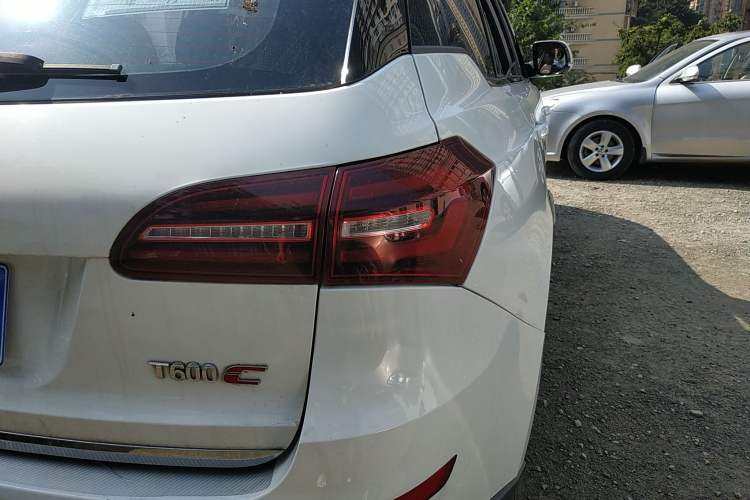 Used Zotye T600 Coupe 2017 1.5T Manual Luxury Model Right Rear Taillight