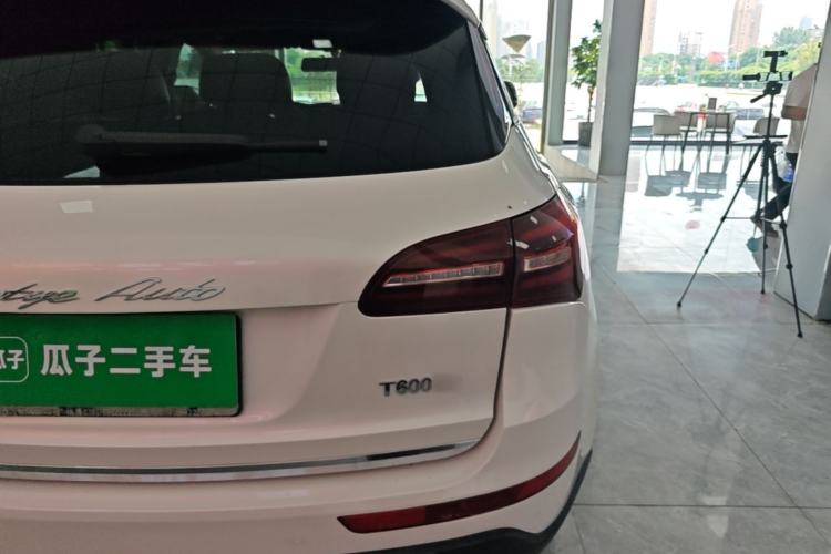 Used Zotye T600 Coupe 2017 1.5T Automatic Luxury Model Right Rear Taillight