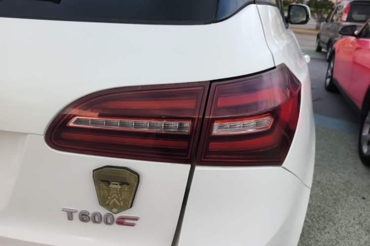 Used Zotye T600 Coupe 2017 1.5T Manual Luxury Model Right Rear Taillight