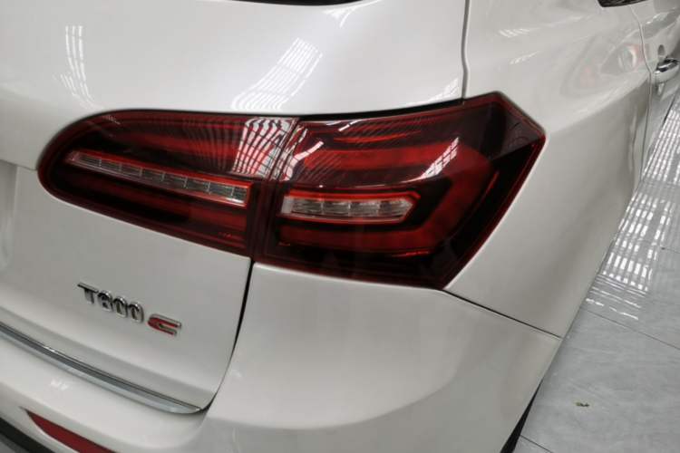 Used Zotye T600 Coupe 2017 1.5T Automatic Luxury Model Right Rear Taillight