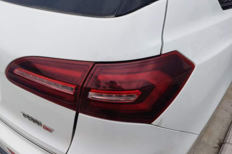 Used Zotye T600 Coupe 2017 1.5T Automatic Luxury Model Right Rear Taillight