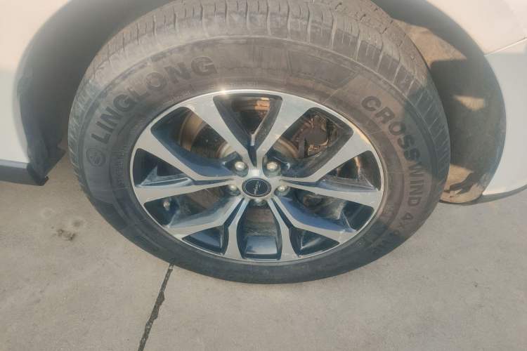 Used Zotye T600 Coupe 2017 1.5T Automatic Luxury Model Right Rear Wheel Hub