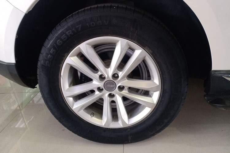 Used Zotye T600 Coupe 2017 1.5T Automatic Luxury Model Right Rear Wheel Hub
