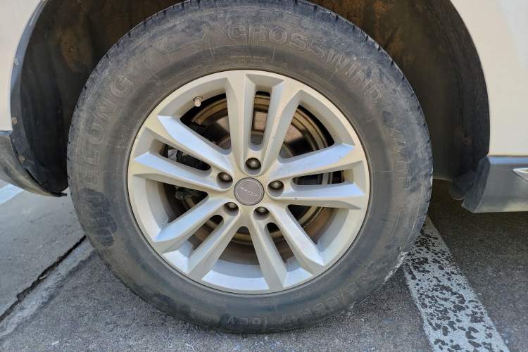 Used Zotye T600 Coupe 2017 1.5T Manual Luxury Model Right Rear Wheel Hub