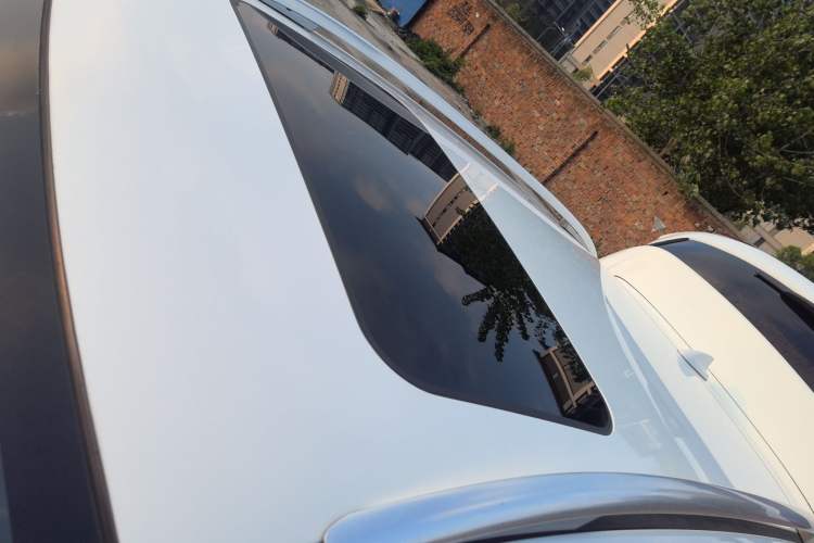 Used Zotye T600 Coupe 2017 1.5T Automatic Luxury Model Roof