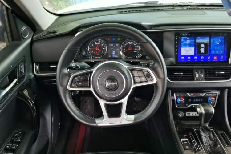 Used Zotye T600 Coupe 2017 1.5T Automatic Luxury Model Steering Wheel
