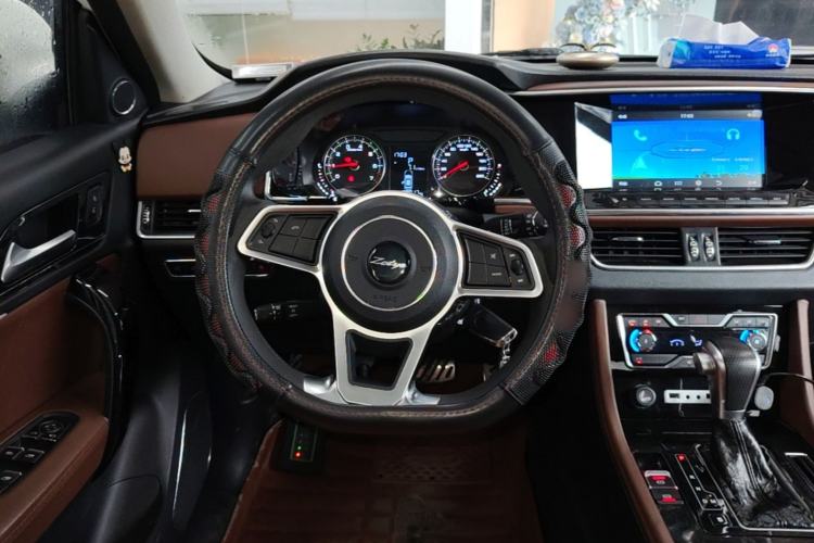 Used Zotye T600 Coupe 2017 1.5T Automatic Luxury Model Steering Wheel