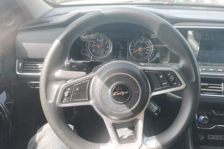 Used Zotye T600 Coupe 2017 1.5T Automatic Luxury Model Steering Wheel
