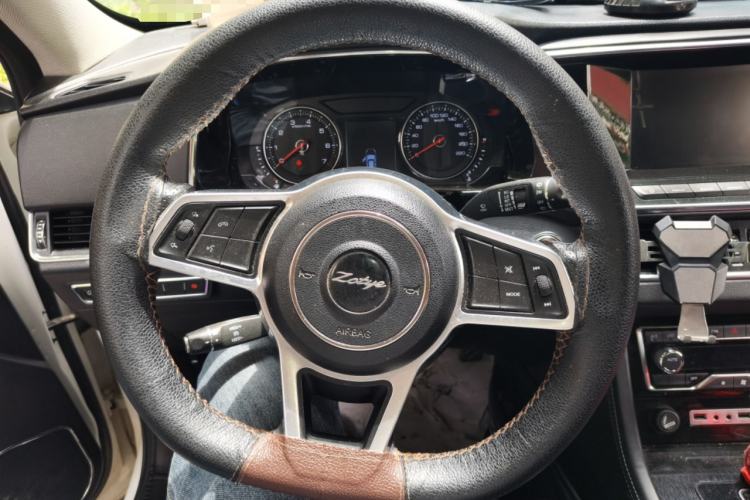 Used Zotye T600 Coupe 2017 1.5T Automatic Luxury Model Steering Wheel