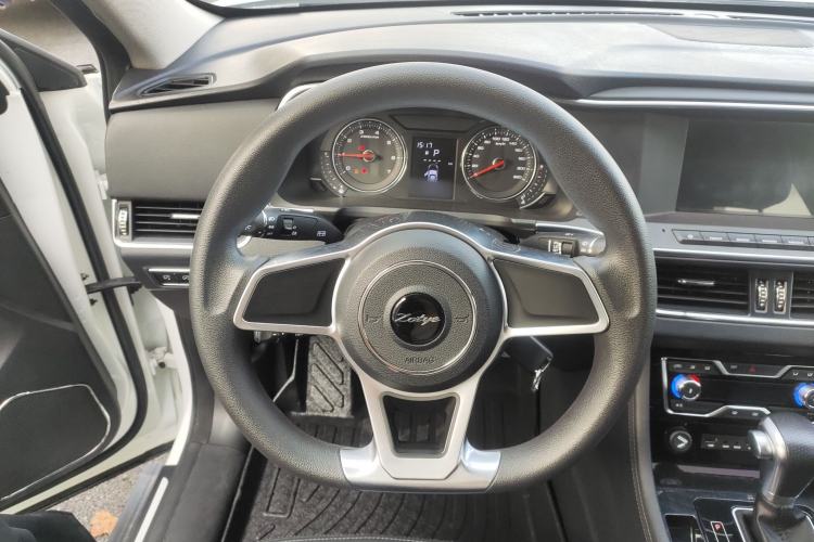 Used Zotye T600 Coupe 2017 1.5T Automatic Luxury Model Steering Wheel