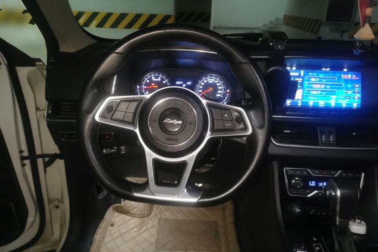 Used Zotye T600 Coupe 2017 1.5T Automatic Luxury Model Steering Wheel