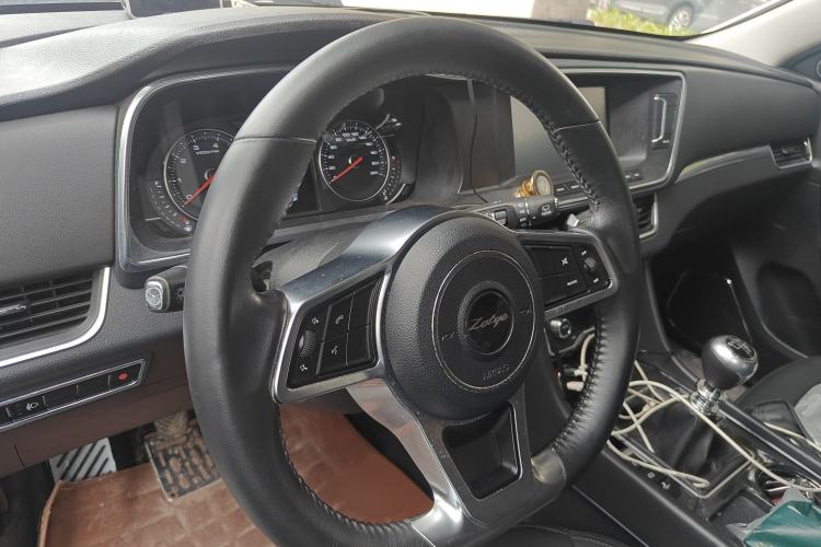 Used Zotye T600 Coupe 2017 1.5T Manual Luxury Model Steering Wheel