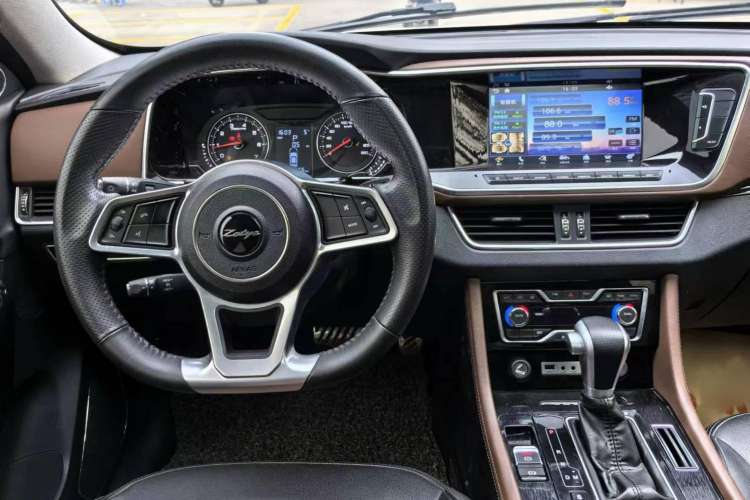 Used Zotye T600 Coupe 2017 1.5T Automatic Luxury Model Steering Wheel