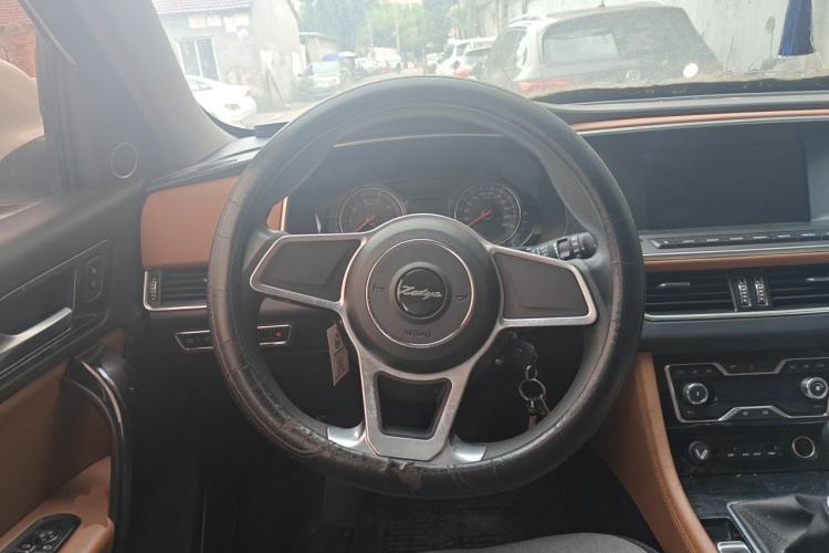 Used Zotye T600 Coupe 2017 1.5T Manual Luxury Model Steering Wheel