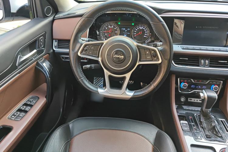 Used Zotye T600 Coupe 2017 1.5T Automatic Luxury Model Steering Wheel
