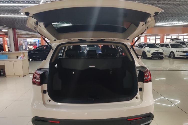 Used Zotye T600 Coupe 2017 1.5T Automatic Luxury Model Trunk