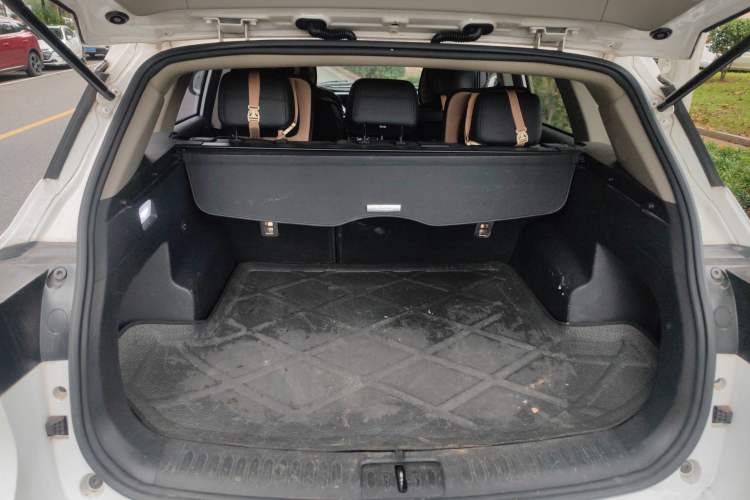 Used Zotye T600 Coupe 2017 1.5T Automatic Luxury Model Trunk