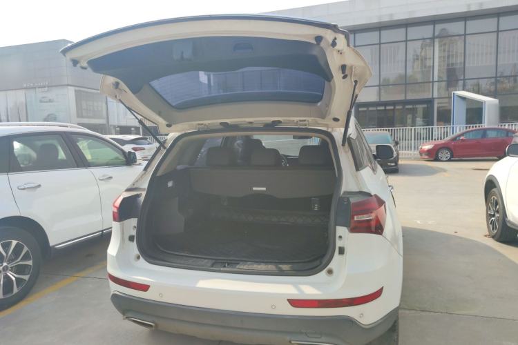 Used Zotye T600 Coupe 2017 1.5T Automatic Luxury Model Trunk
