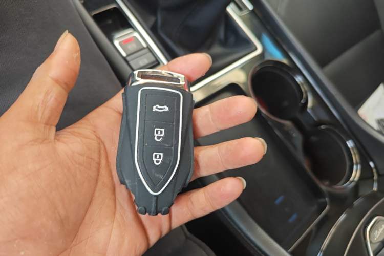 Used Zotye T600 Coupe 2017 1.5T Manual Luxury Model Vehicle Key