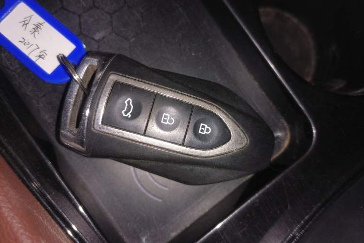 Used Zotye T600 Coupe 2017 1.5T Automatic Luxury Model Vehicle Key