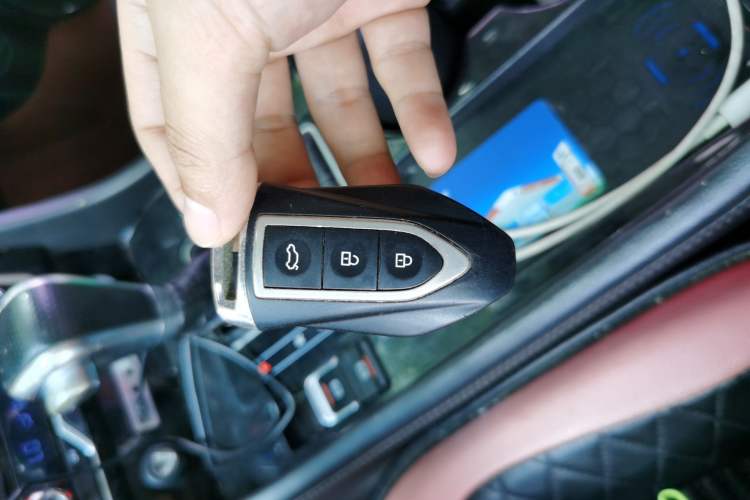 Used Zotye T600 Coupe 2017 1.5T Automatic Luxury Model Vehicle Key