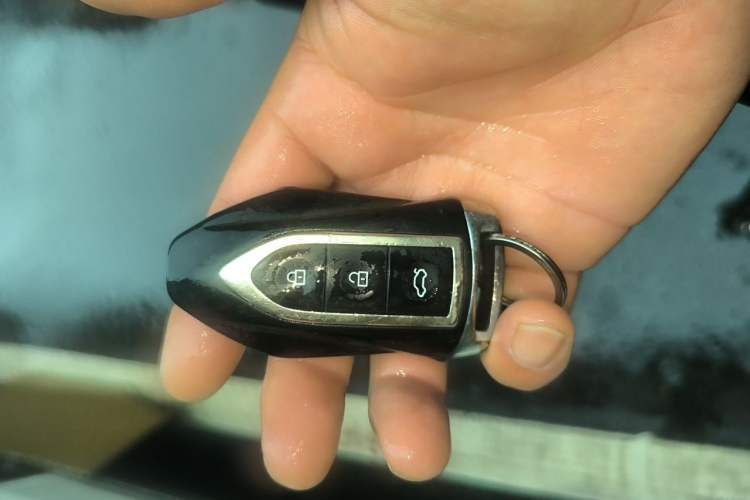 Used Zotye T600 Coupe 2017 1.5T Manual Luxury Model Vehicle Key