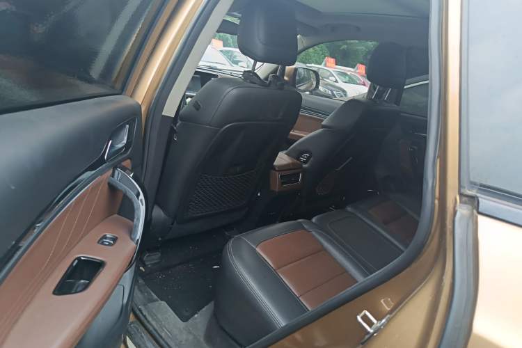 Used Zotye T600 Coupe 2017 1.5T Automatic Luxury Model Interior 4