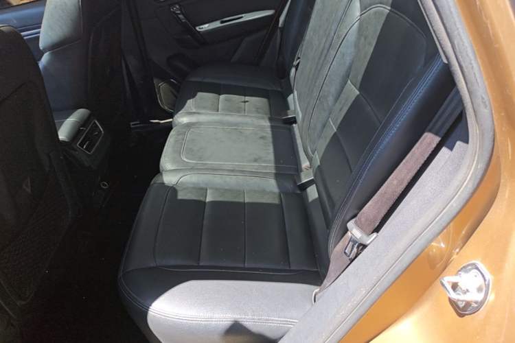 Used Zotye T600 Coupe 2017 1.5T Automatic Luxury Model Left Rear Seat