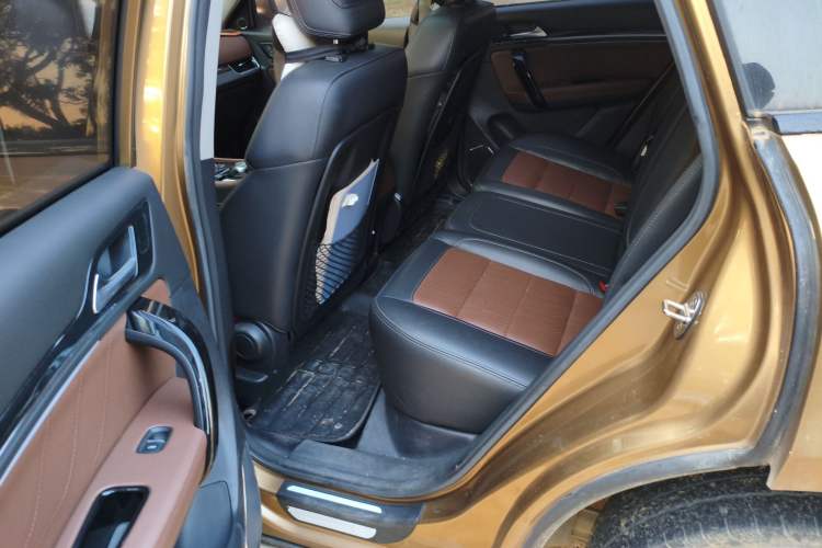 Used Zotye T600 Coupe 2017 1.5T Automatic Luxury Model Left Rear Seat