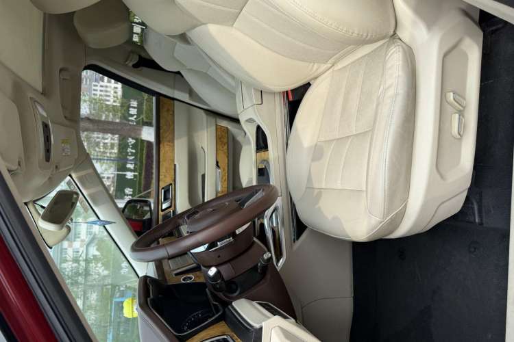 Used Zotye T700 2017 1.8T Dual-Clutch Luxury Model Interior 3