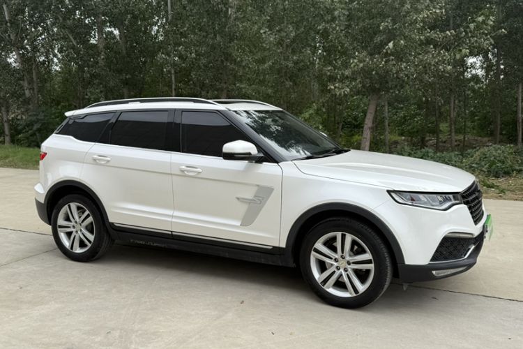 Used Zotye T700 2017 1.8T Manual Luxury Model Exterior 1