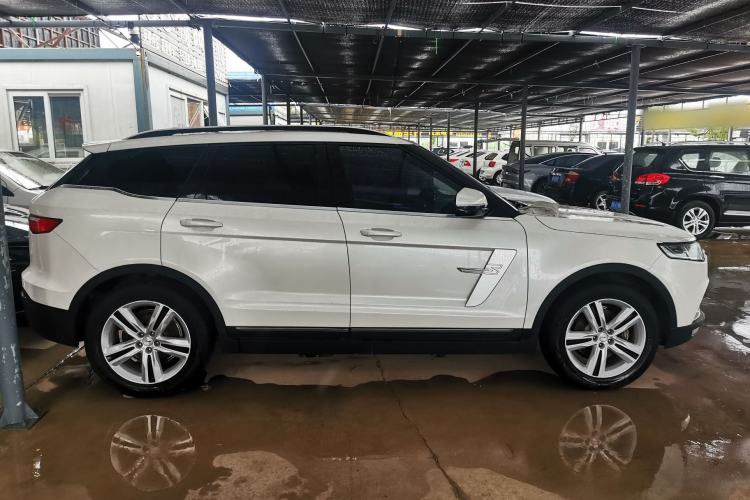 Used Zotye T700 2017 1.8T Dual-Clutch Prestige Model Exterior 3